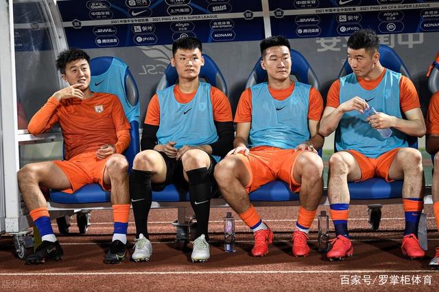 东契奇到洛杉矶后迅速投入训练，湖人新赛季前景如何？