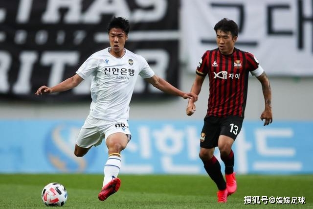 方珍珠单刀破门，U17中国女足2-0领先皇马